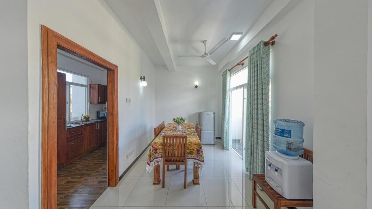 Ocean Breeze Apartment Kolombo Zewnętrze zdjęcie